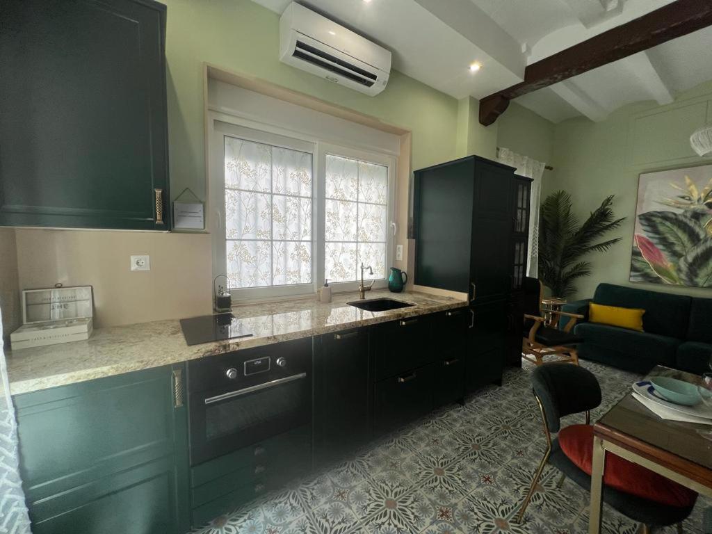 Esmeralda Apartment With Free Private Underground Parking バレンシア エクステリア 写真