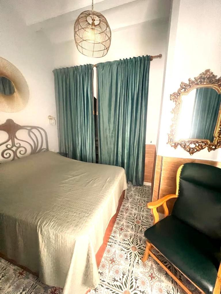 Esmeralda Apartment With Free Private Underground Parking バレンシア エクステリア 写真
